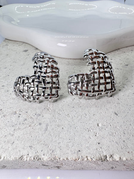 ARETE CORAZON TEJIDO