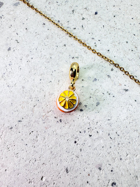 CADENA Y DIJE NARANJA