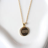 CADENA Y DIJE LUNA 11.11