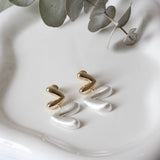 ARETE COLGANTE CORAZON BLANCO