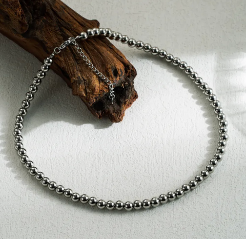 COLLAR BOLITAS